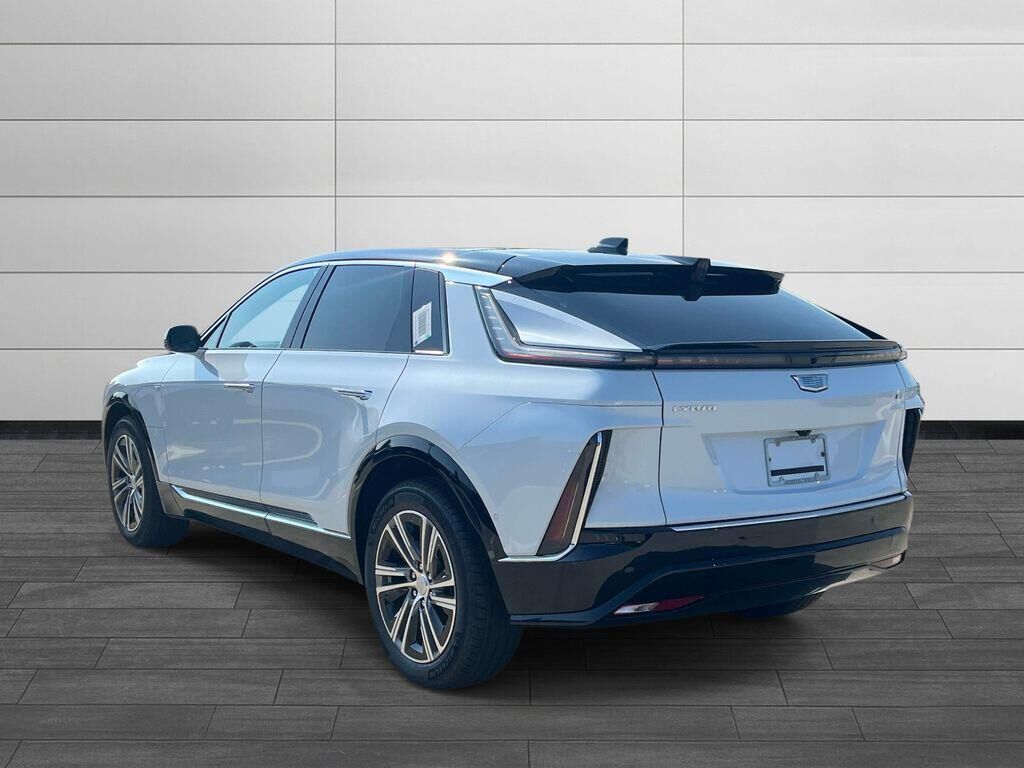2027 Cadillac LYRIQ