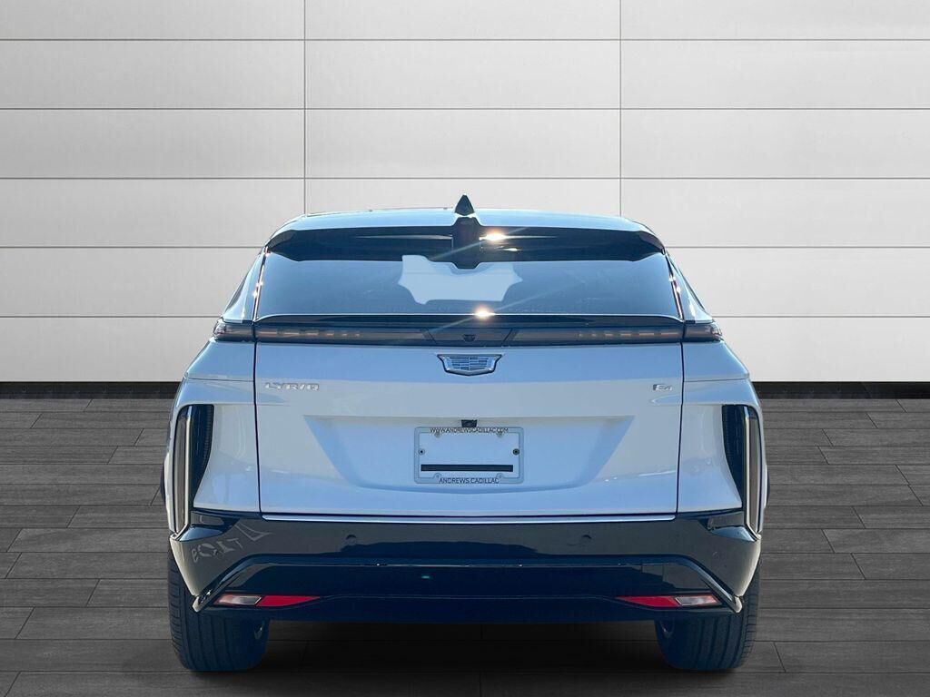 2027 Cadillac LYRIQ