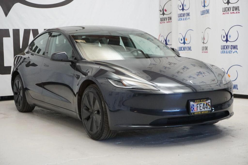 2025 Tesla Model 3