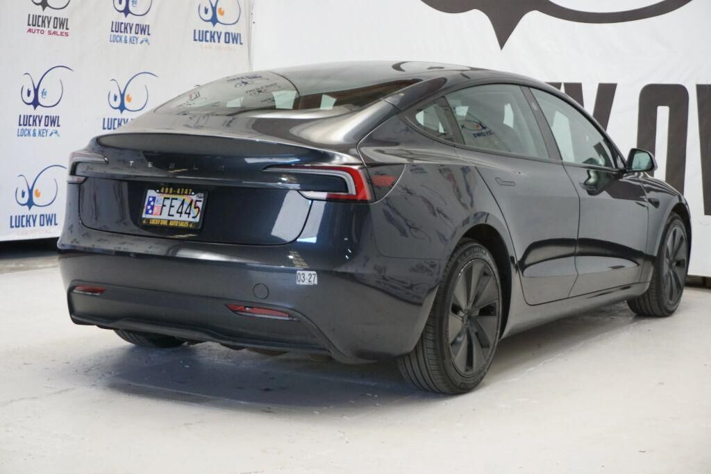 2025 Tesla Model 3