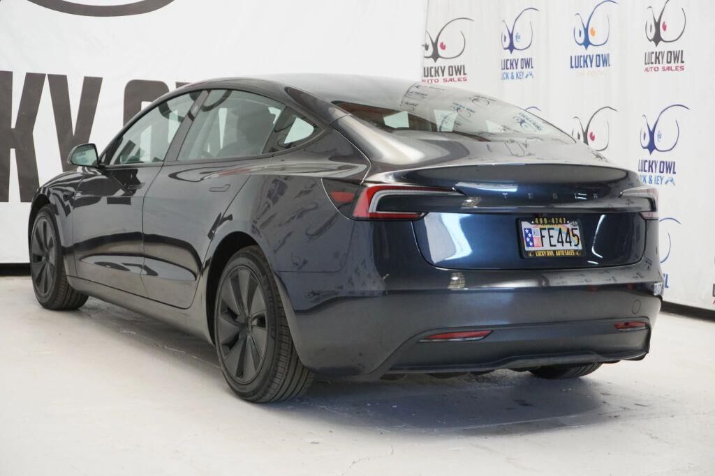 2025 Tesla Model 3