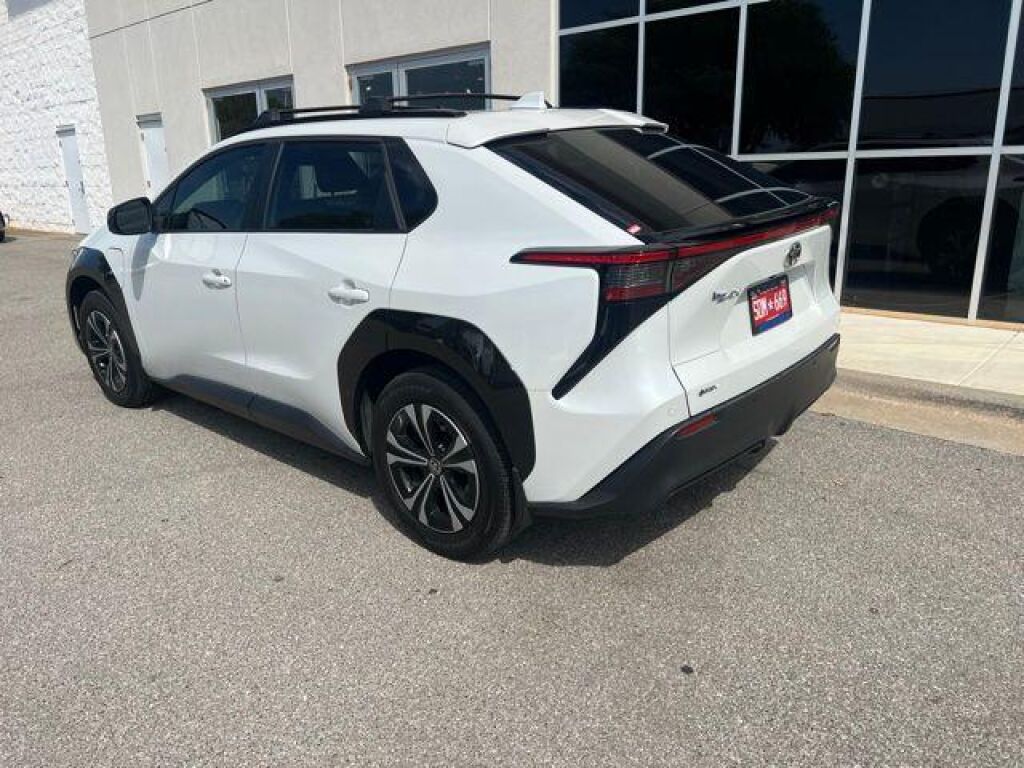 2024 Toyota bZ4X