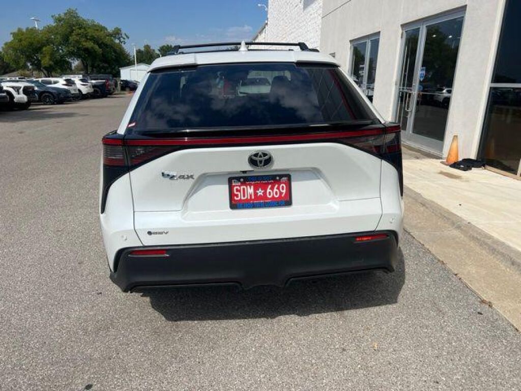 2024 Toyota bZ4X