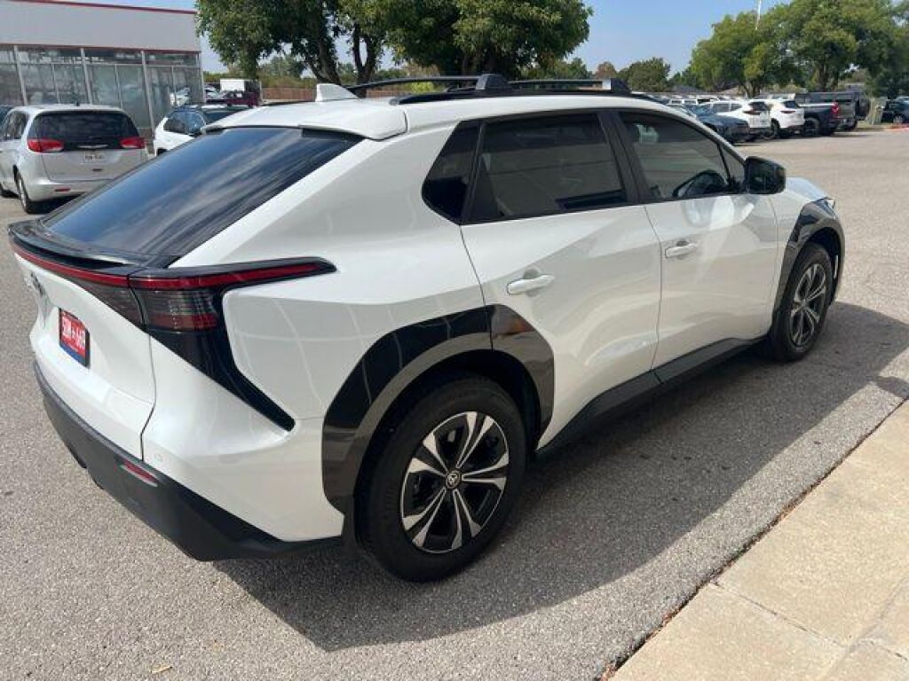 2024 Toyota bZ4X