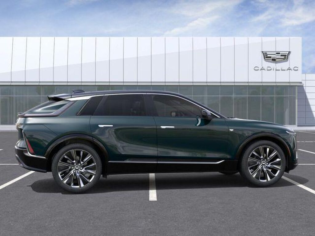 2027 Cadillac LYRIQ