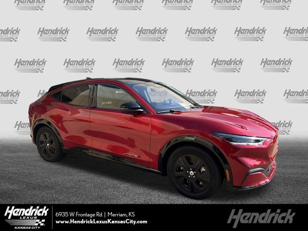 2022 Ford Mustang Mach-E