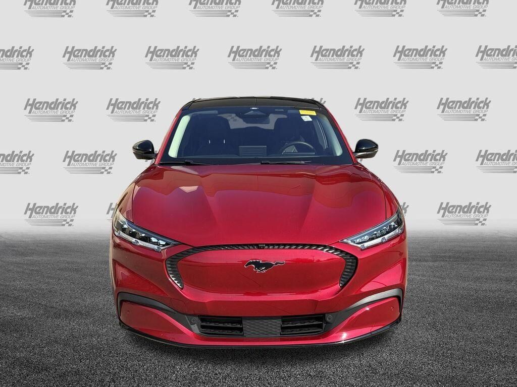 2022 Ford Mustang Mach-E