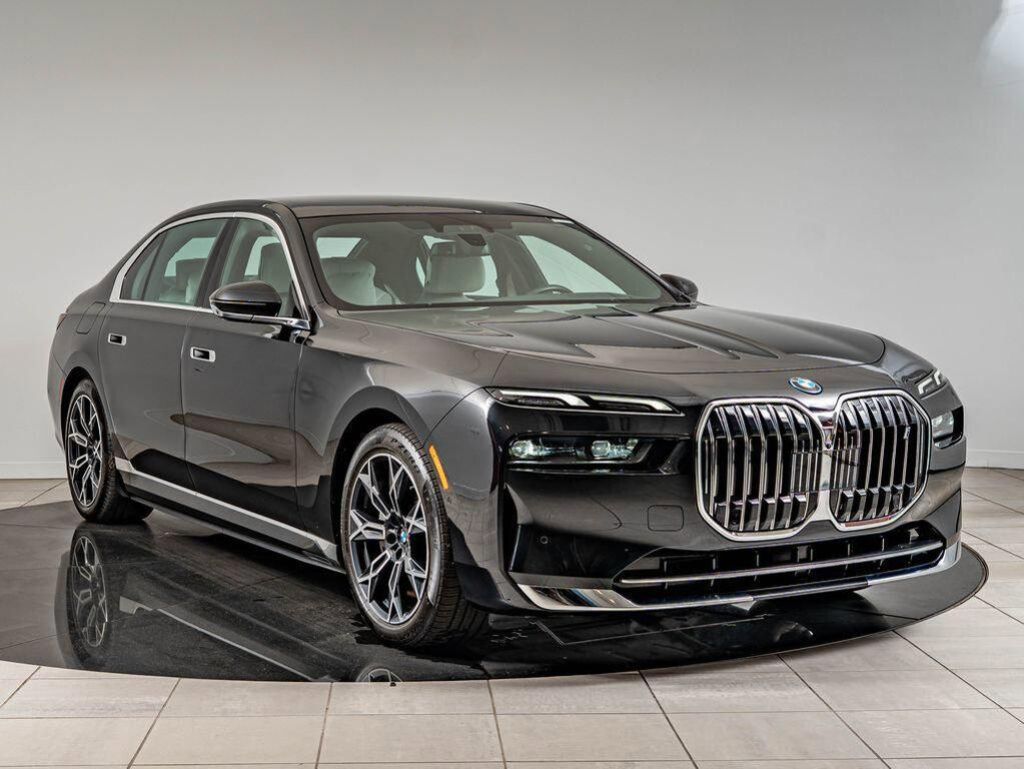2024 BMW i7 in Wichita, KS
