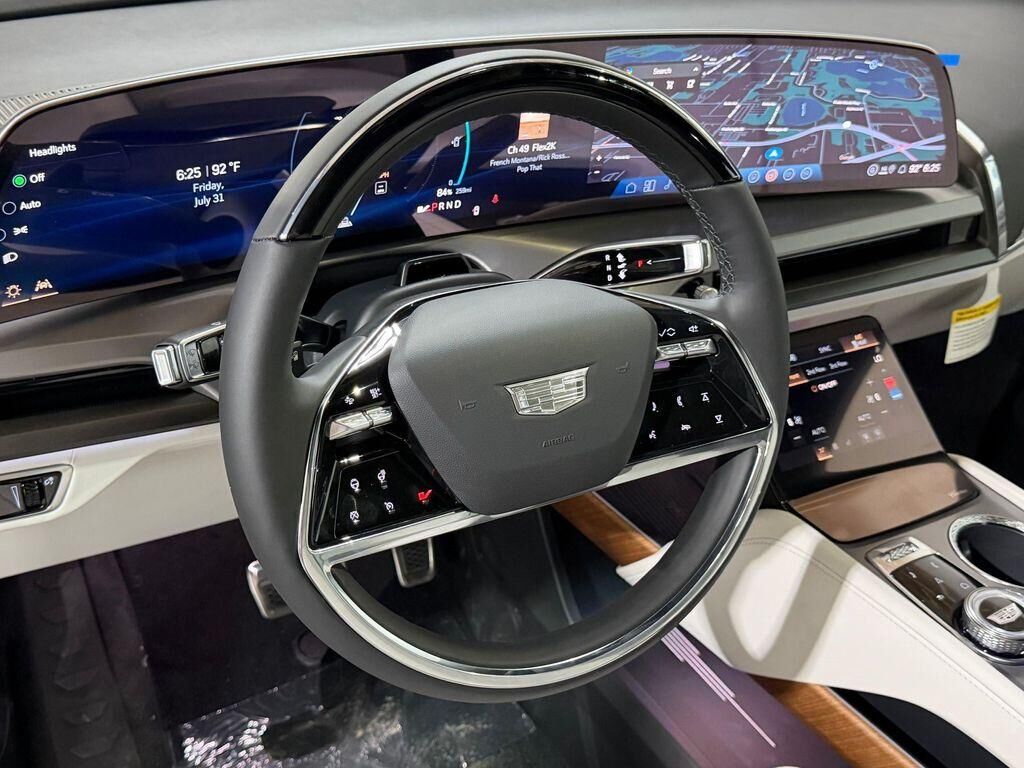 2027 Cadillac Vistiq Sport