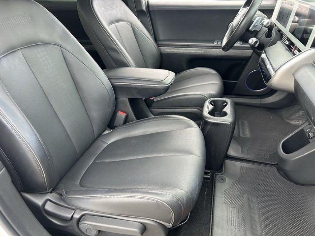 undefined. Enlarge image 11