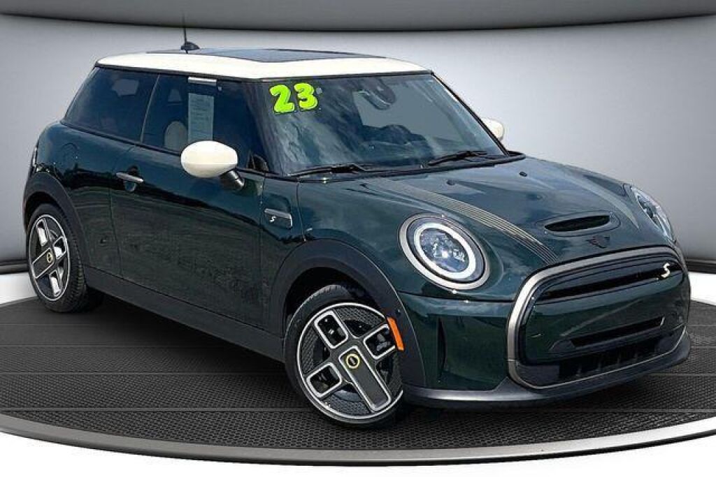 2023 MINI Hardtop