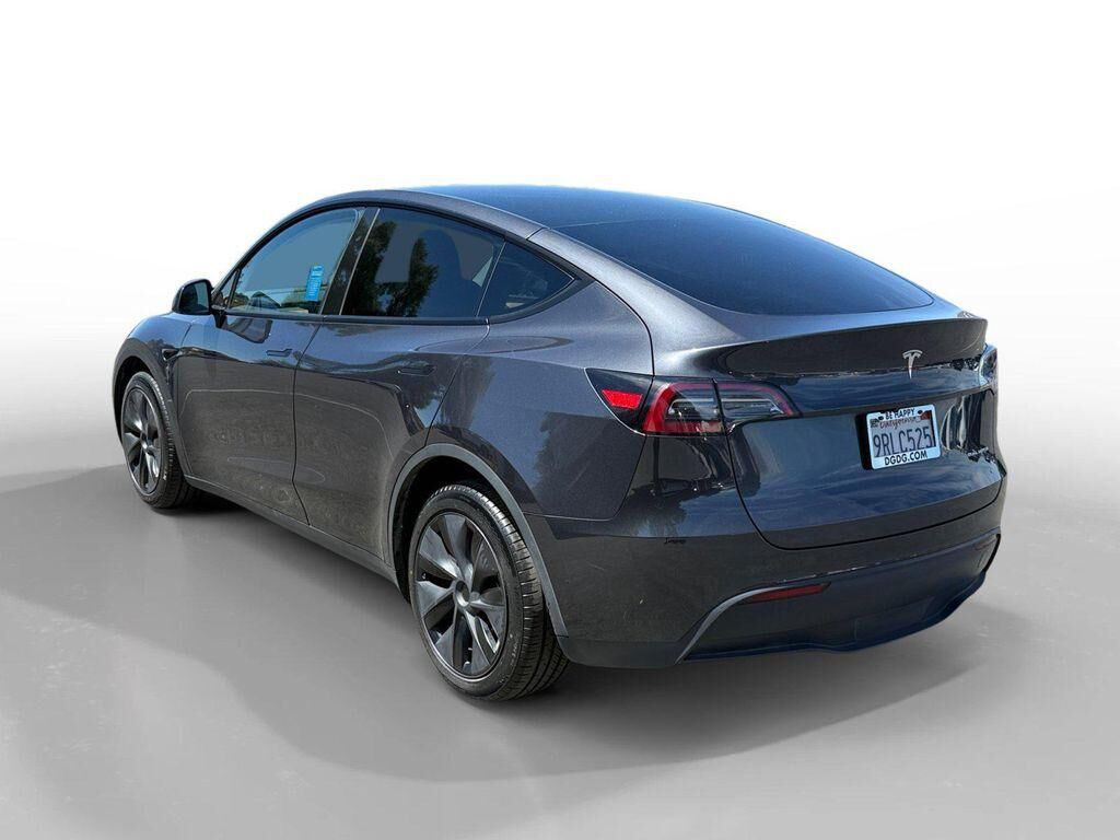 2025 Tesla Model Y