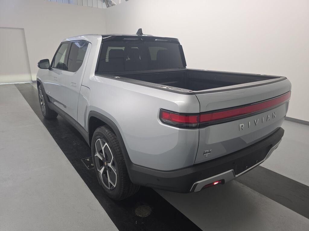 2024 Rivian R1T