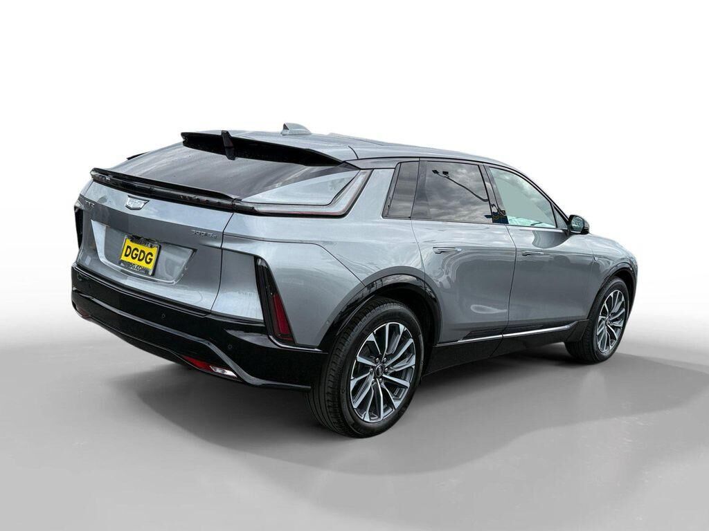 2024 Cadillac LYRIQ