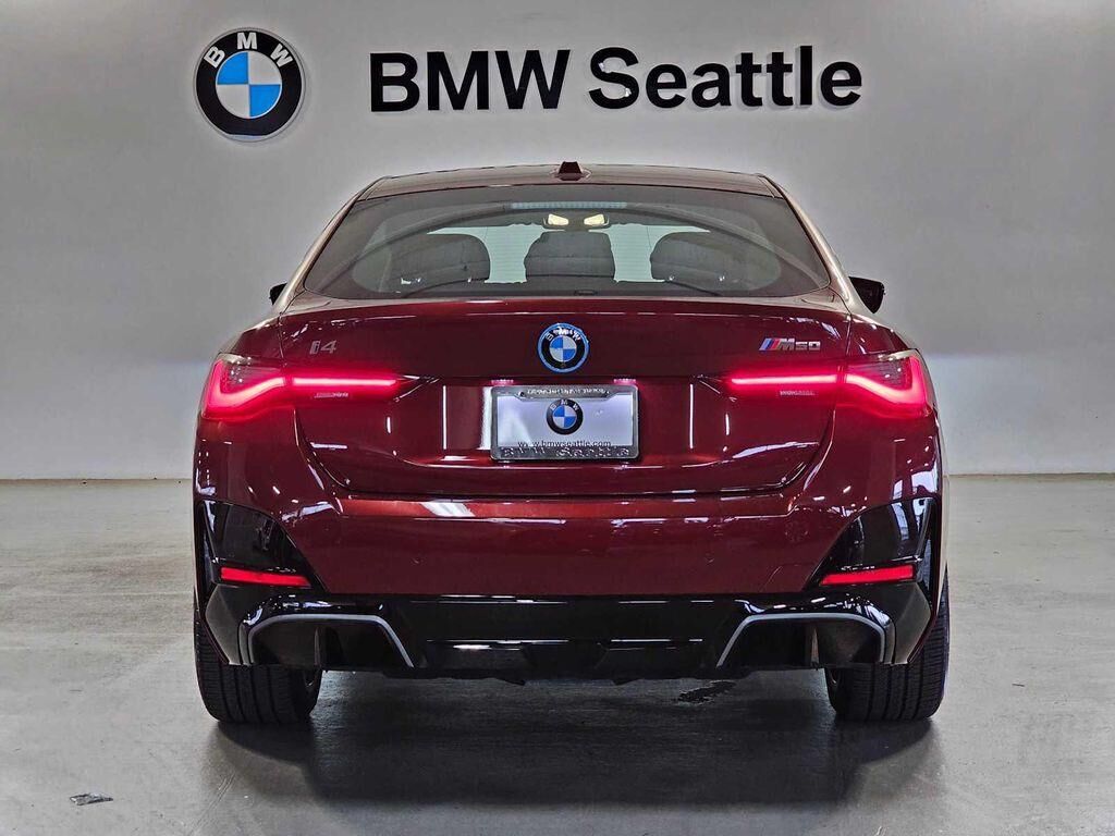 2023 BMW M5