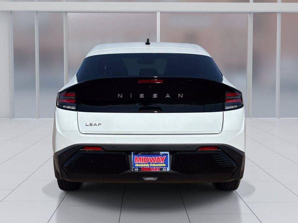 2026 Nissan Leaf