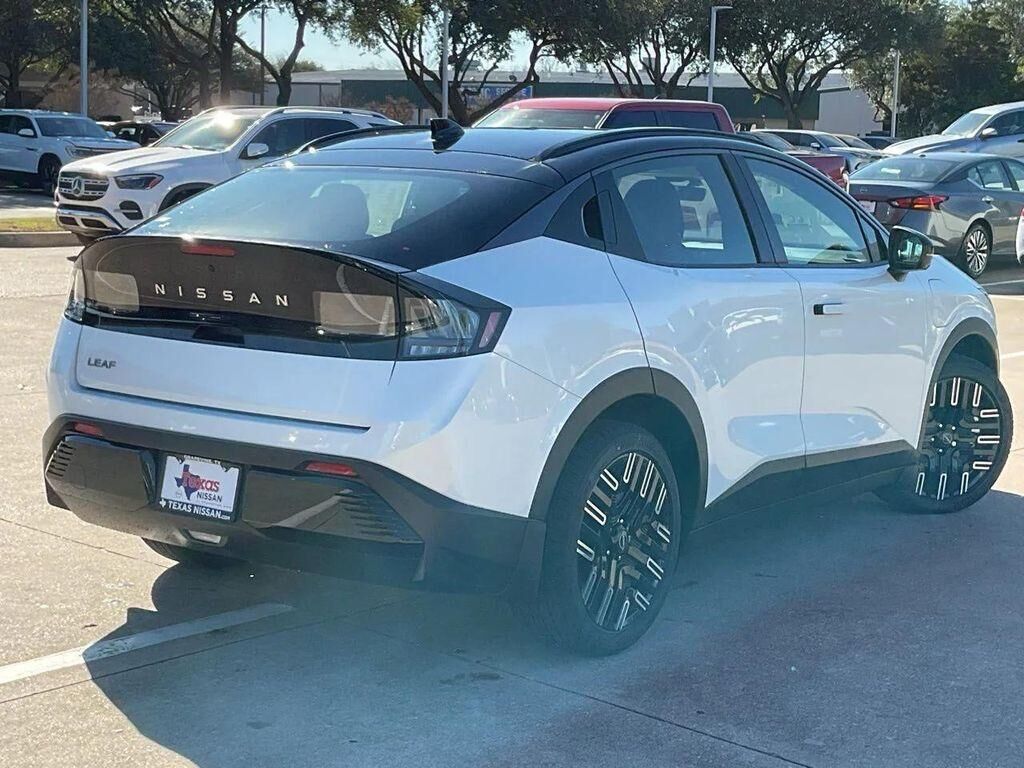 2026 Nissan Leaf