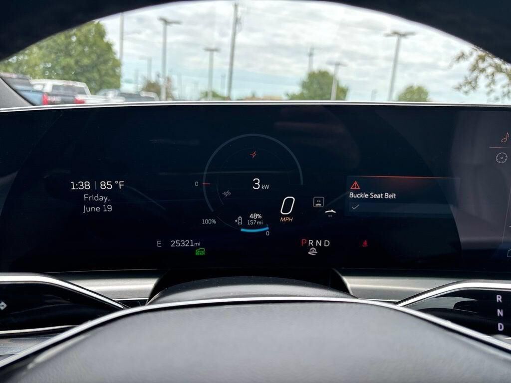 2024 Cadillac LYRIQ Sport