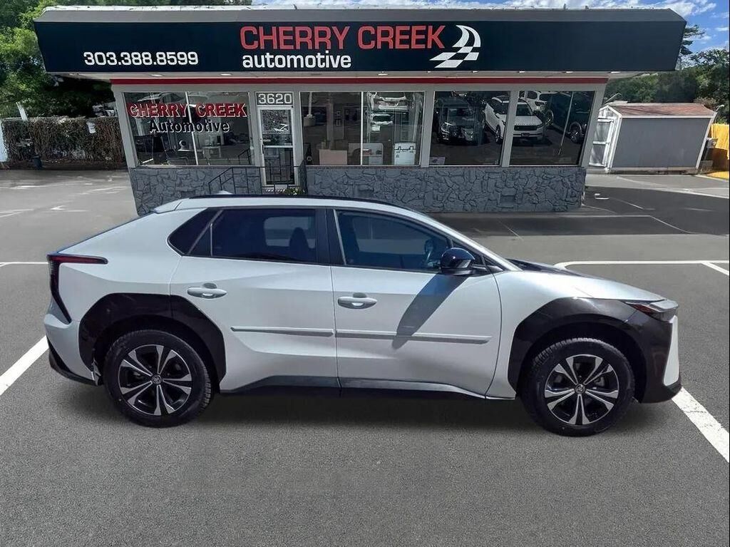 2024 Toyota bZ4X