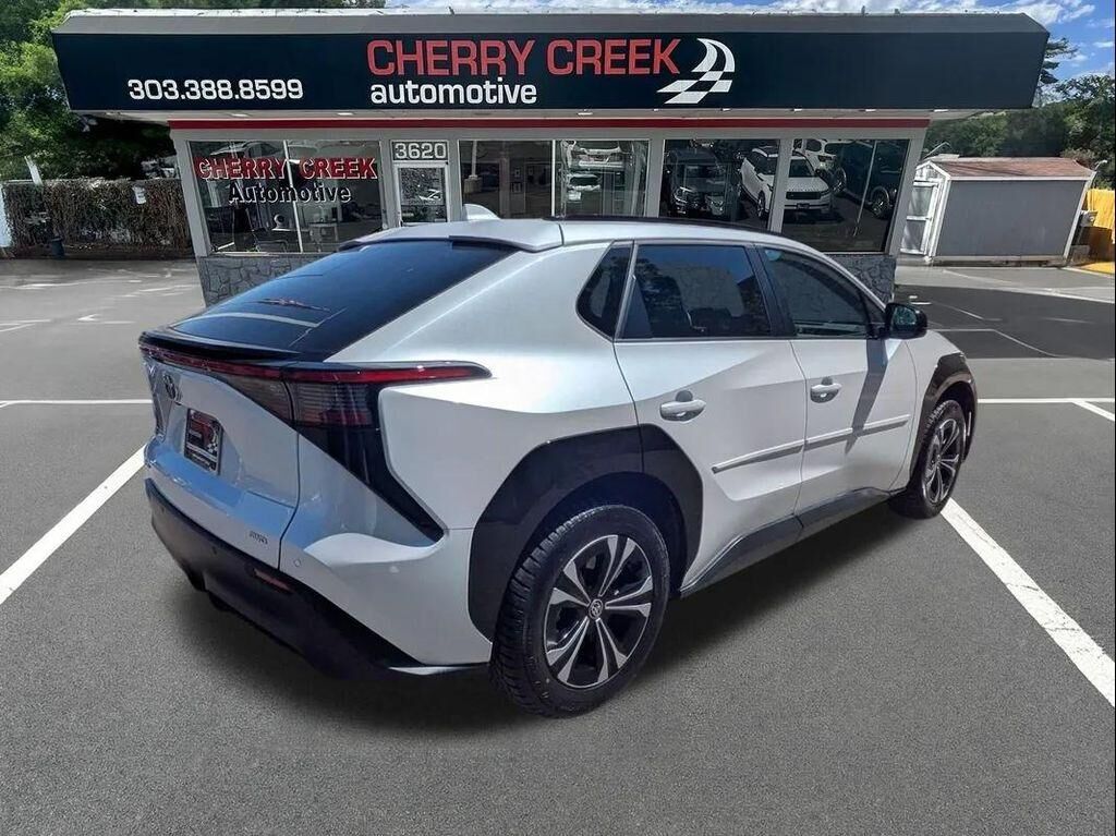 2024 Toyota bZ4X