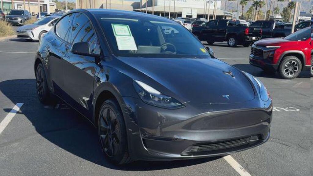 2024 Tesla Model Y