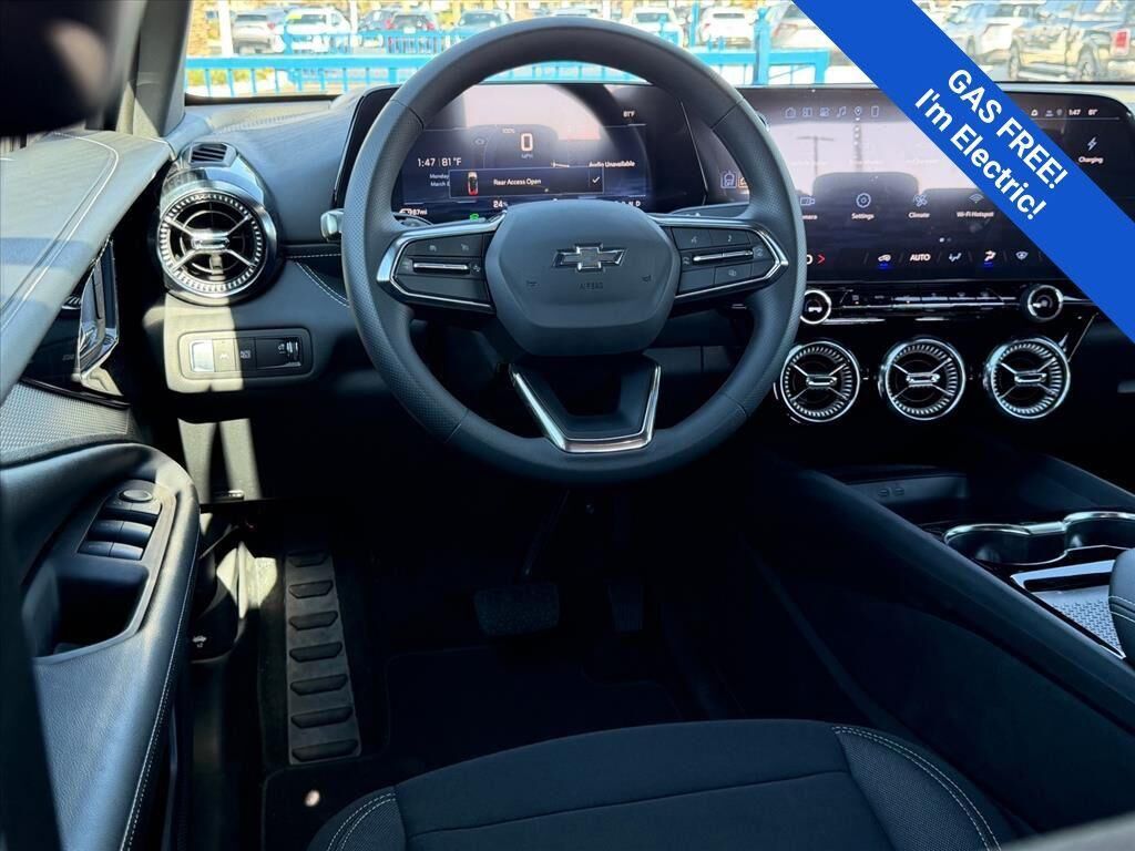 undefined. Enlarge image 7