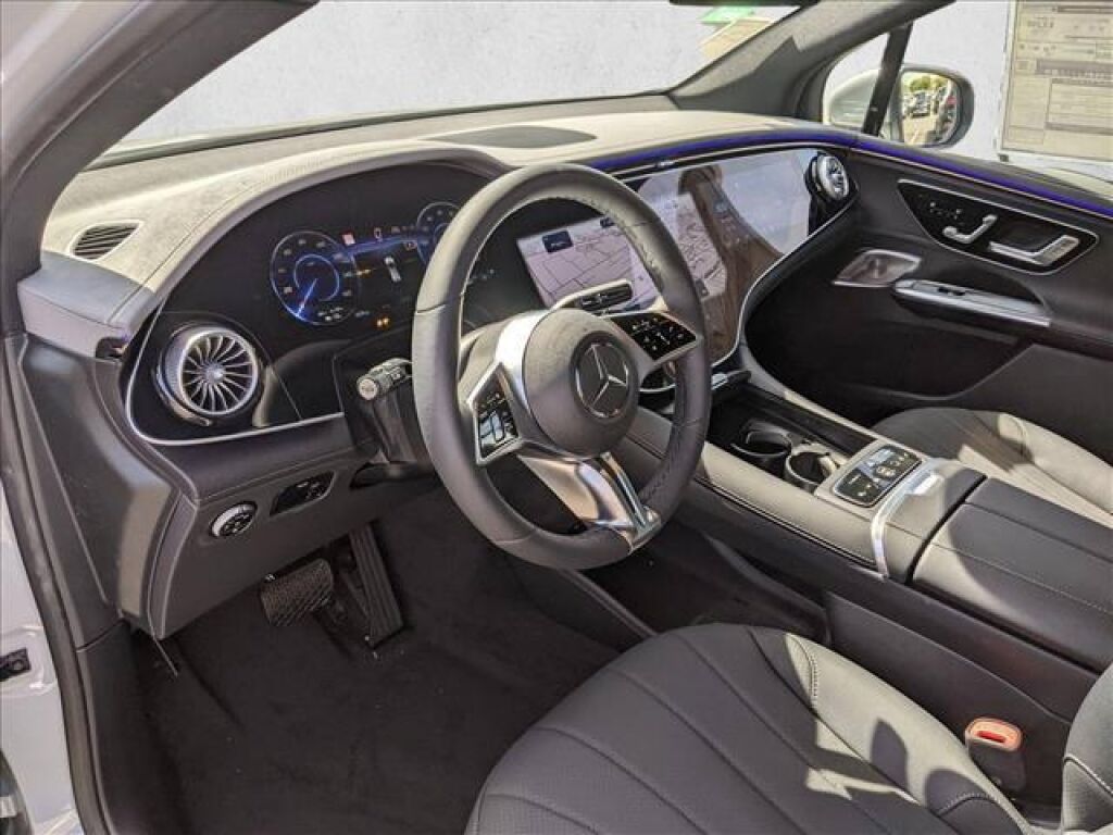 2026 Mercedes-Benz EQE 320