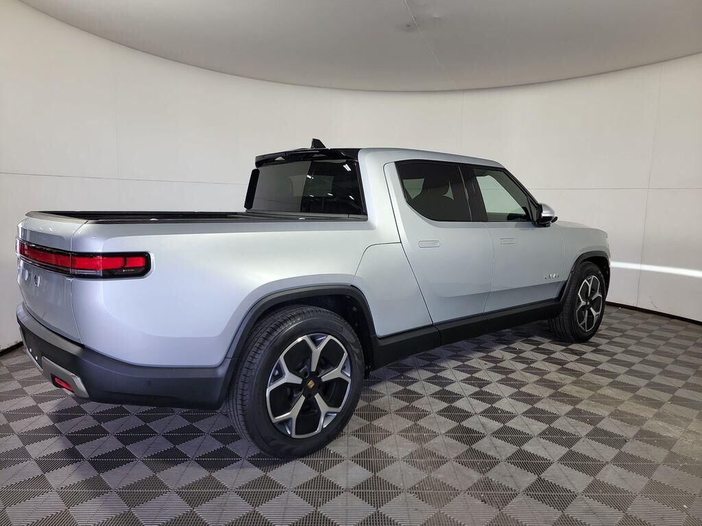 2024 Rivian R1T