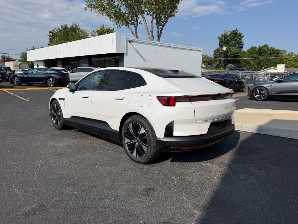 2026 Polestar 4