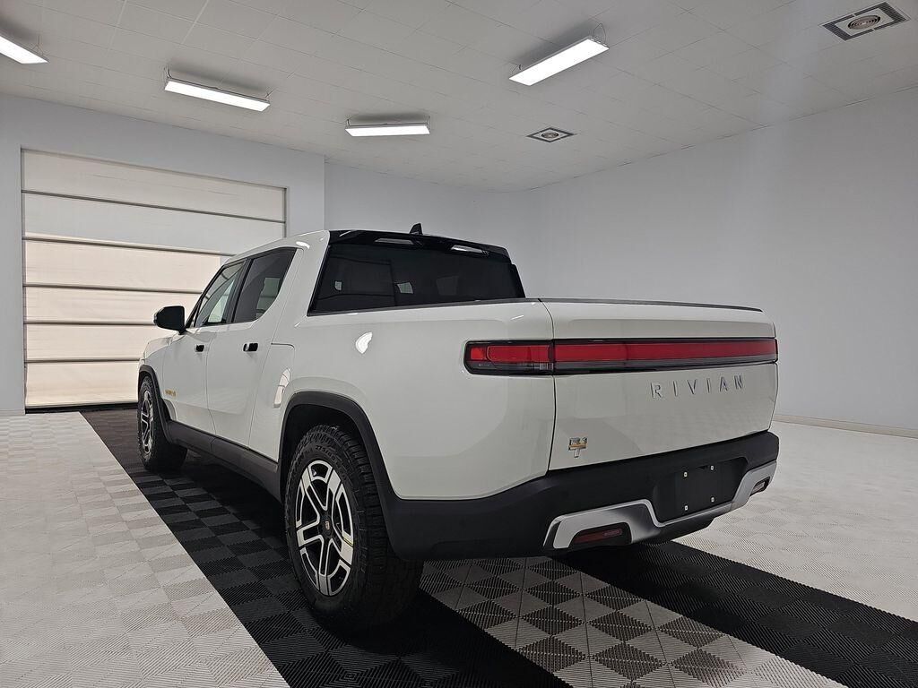 2023 Rivian R1T