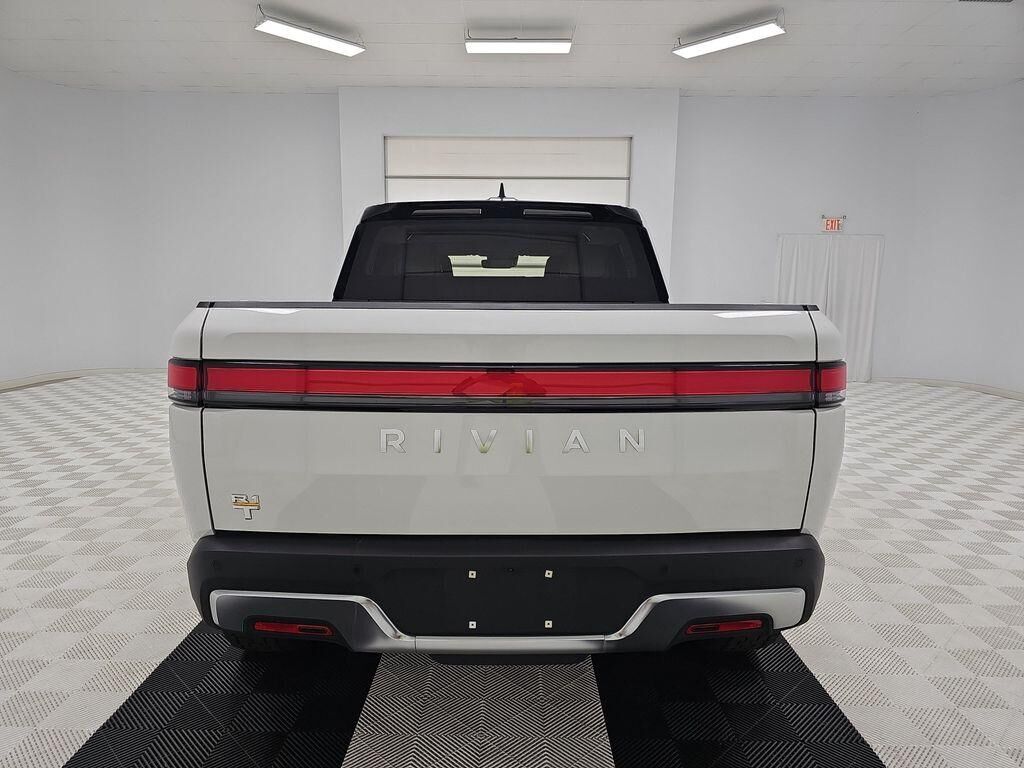 2023 Rivian R1T
