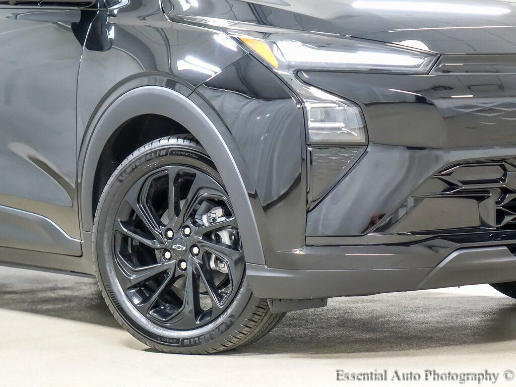 2027 Chevrolet Bolt in Bridgeview, IL
