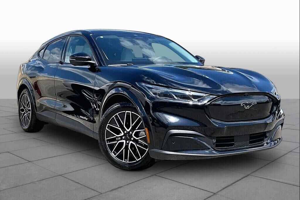 2025 Ford Mustang Mach-E