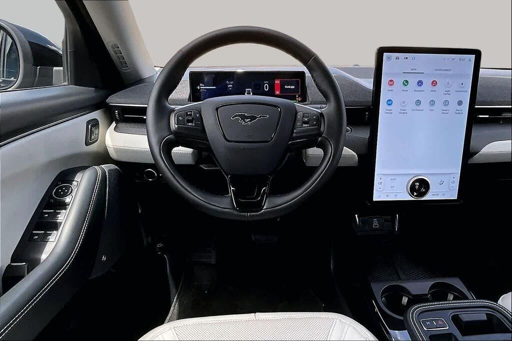 2025 Ford Mustang Mach-E
