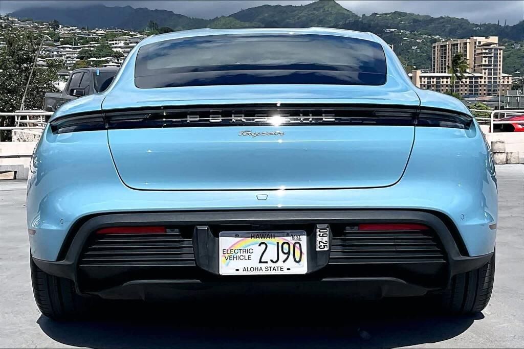 2023 Porsche Taycan