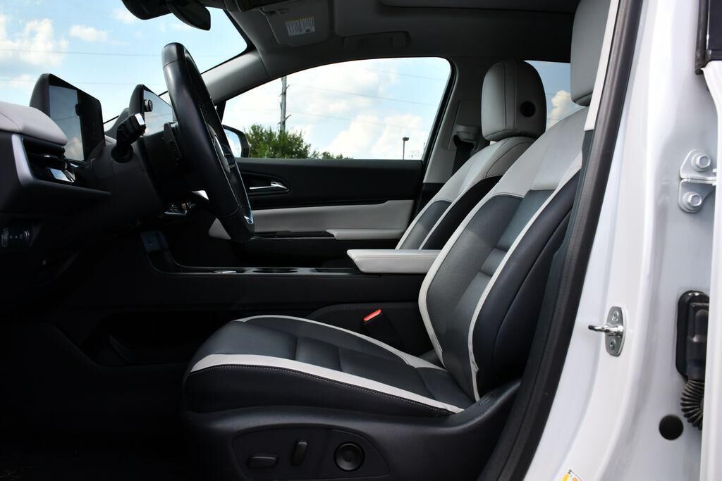 undefined. Enlarge image 16