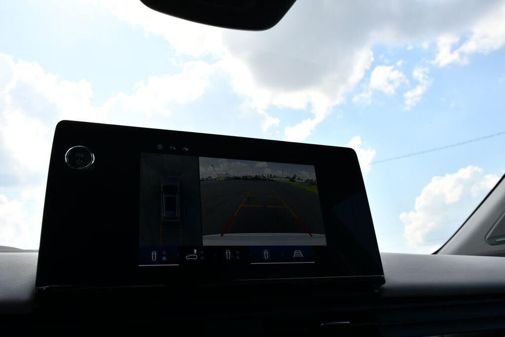 undefined. Enlarge image 18