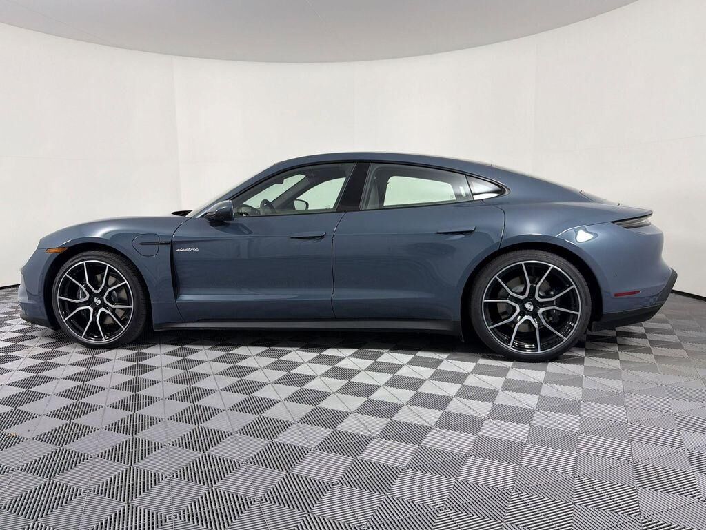 2026 Porsche Taycan