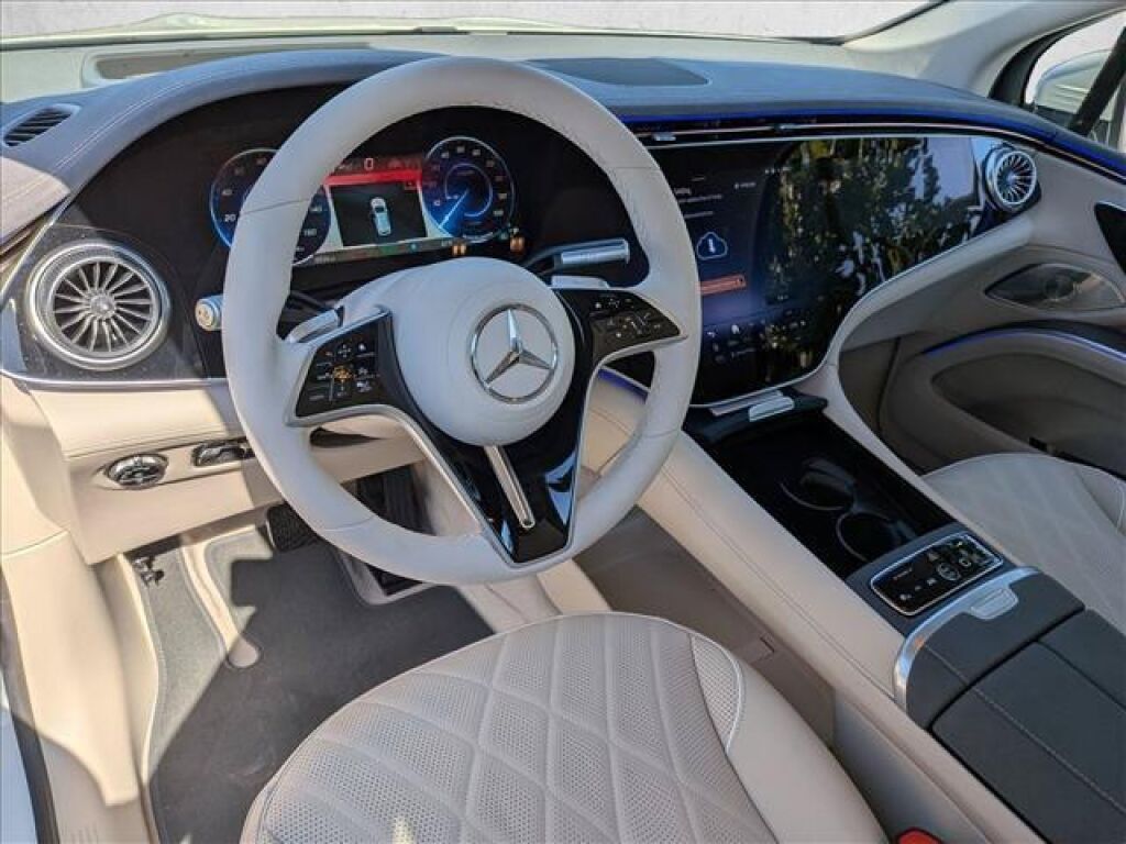 2026 Mercedes-Benz EQS 550