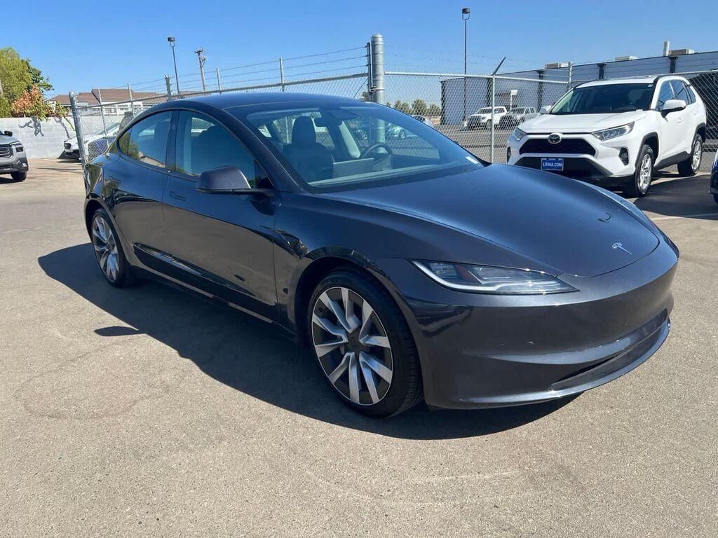2025 Tesla Model 3