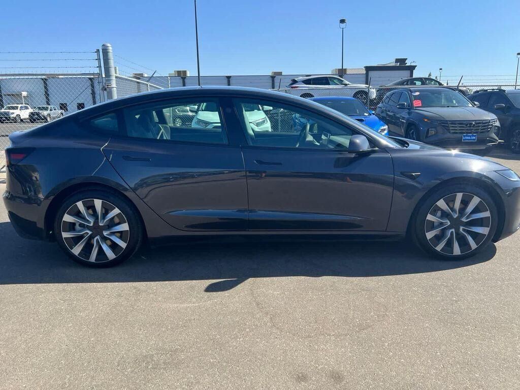 2025 Tesla Model 3