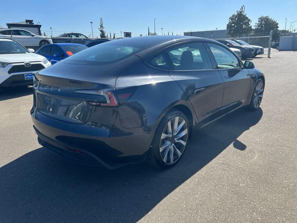 2025 Tesla Model 3