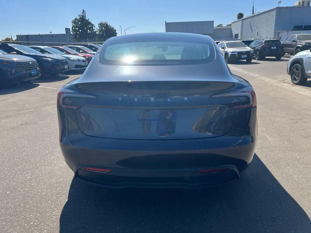 2025 Tesla Model 3