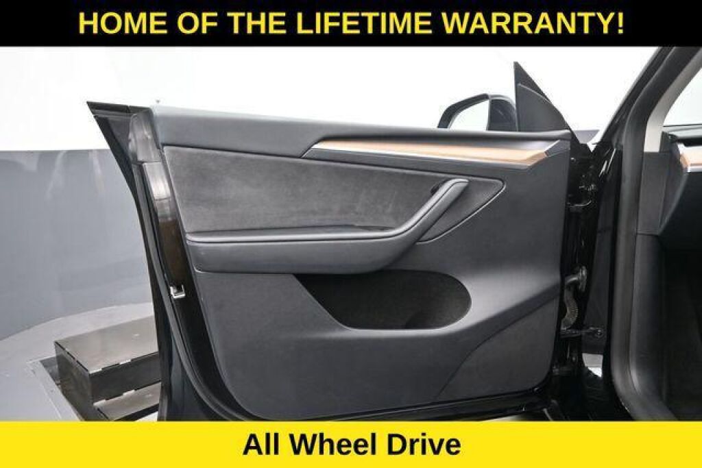 undefined. Enlarge image 11