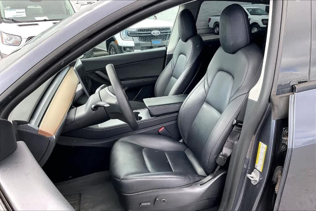 undefined. Enlarge image 11