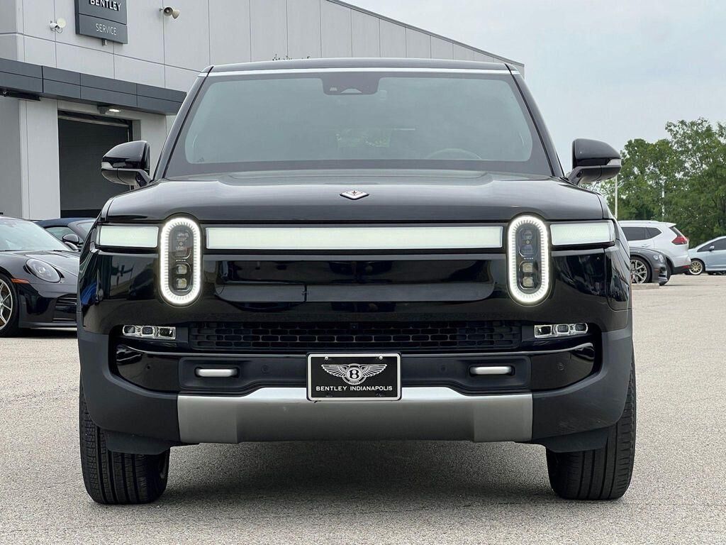 2024 Rivian R1S
