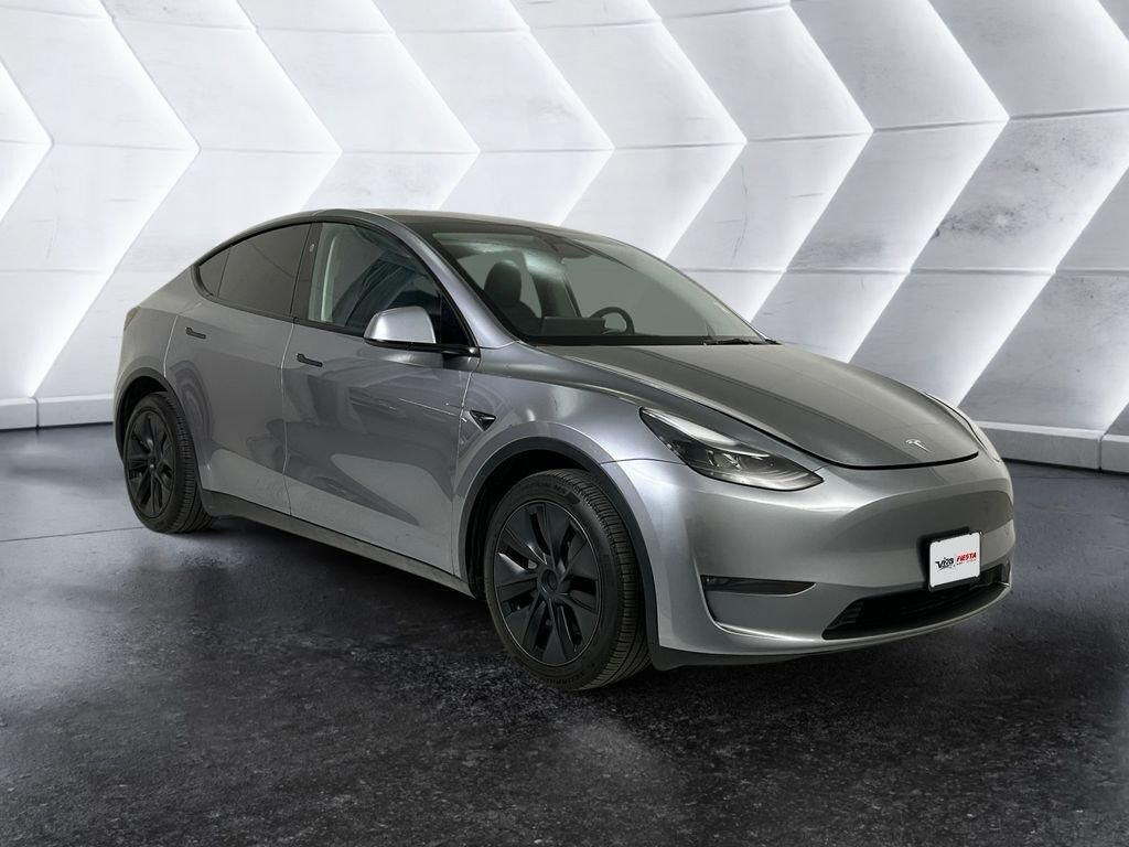 2025 Tesla Model Y