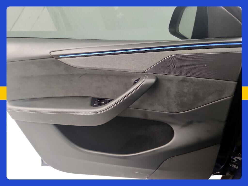 undefined. Enlarge image 15