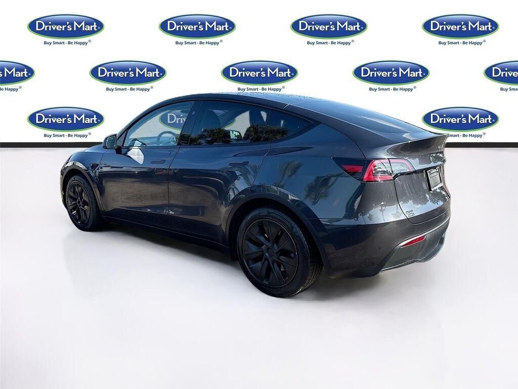 2025 Tesla Model Y