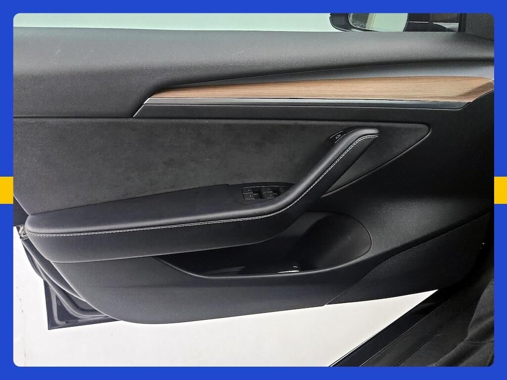 undefined. Enlarge image 15